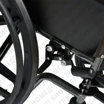 Инвалидная коляска с ручным управлением BESWL101